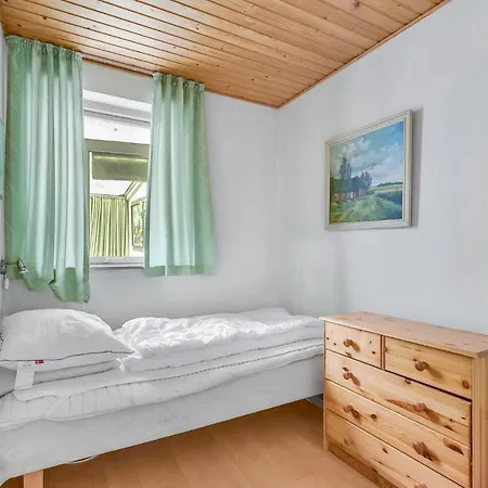 Four-bedroom In Romo Semesterbostad