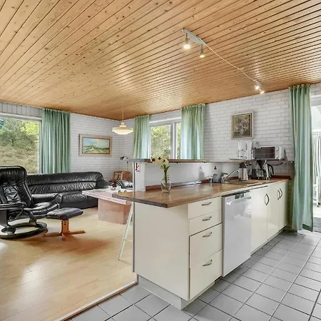 Four-bedroom In Romo Romo