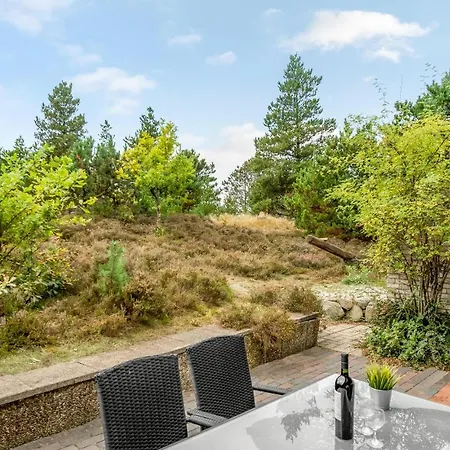 Four-bedroom In Romo בית נופש *