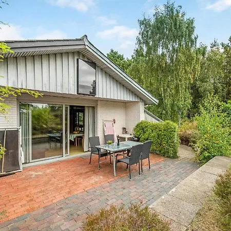 בית נופש Four-bedroom In Romo *