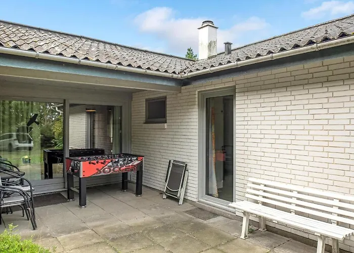 Four-bedroom In Feriehus Romo